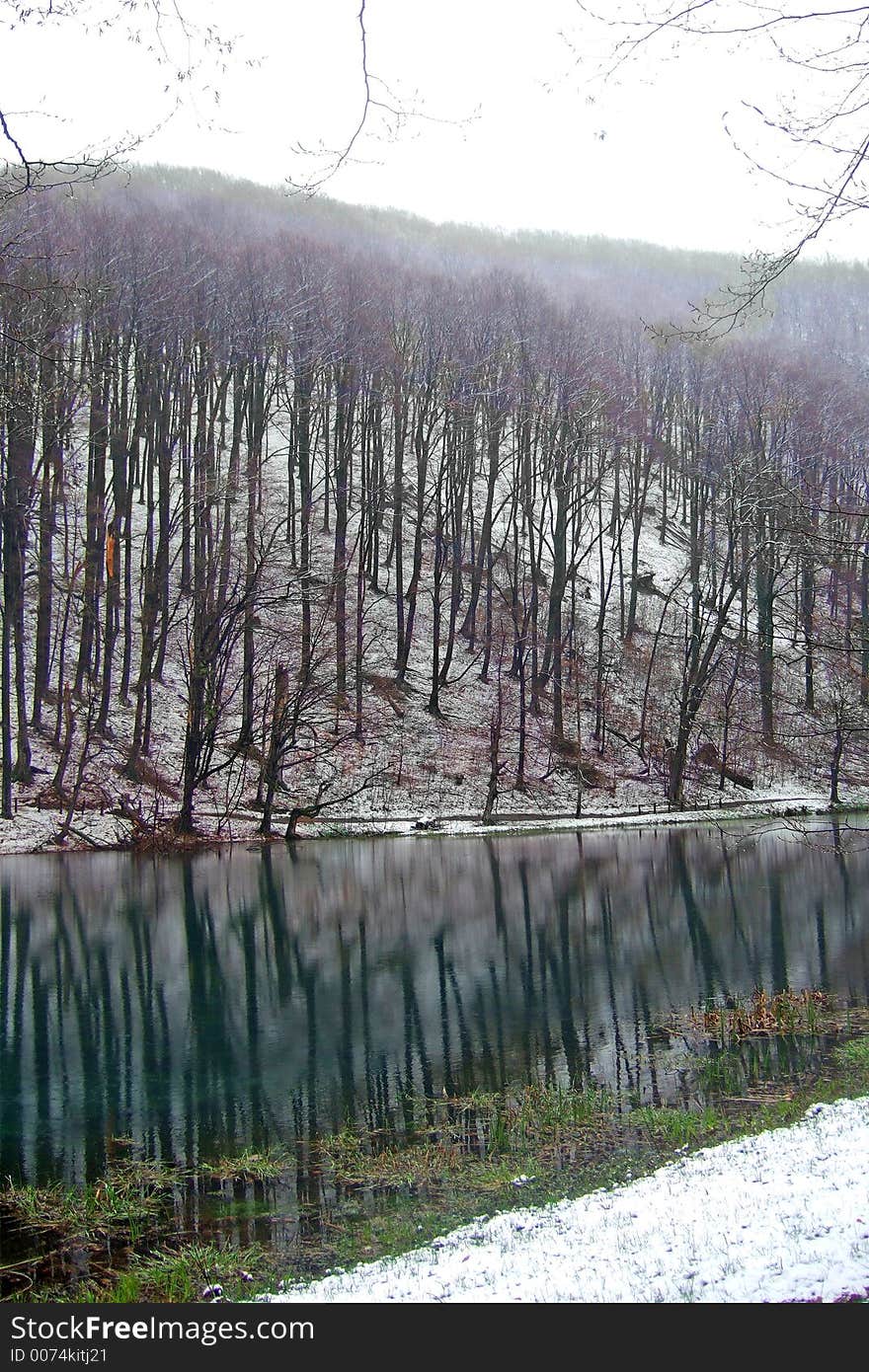 Lake in winter2