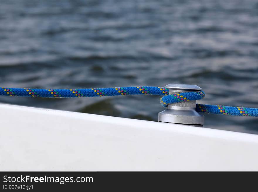 Working line and capstan while sailing