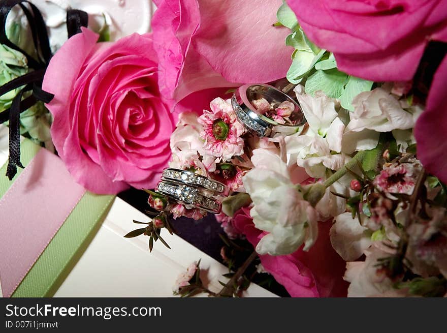 Rings resting on the Bouquet