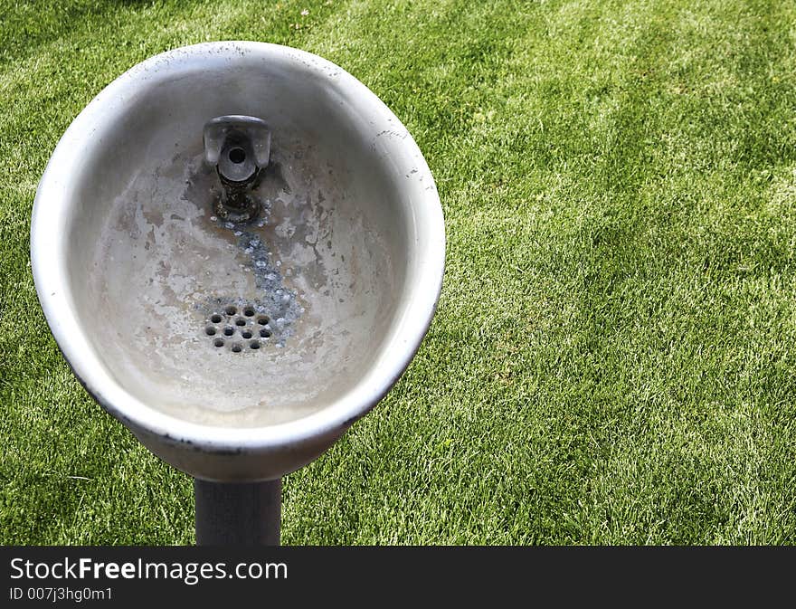 Drinking fountain