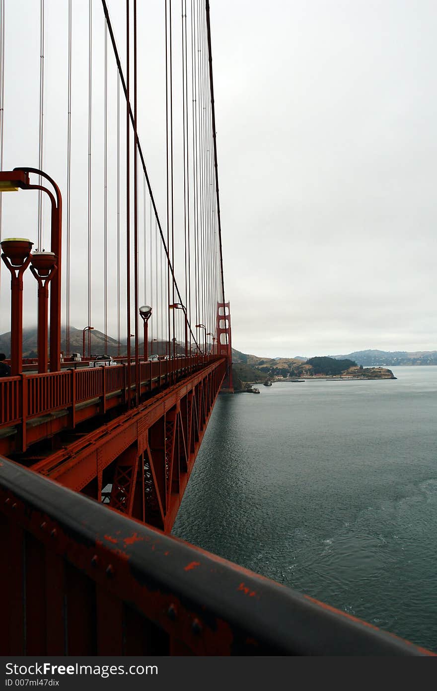 Golde gate bridge detail