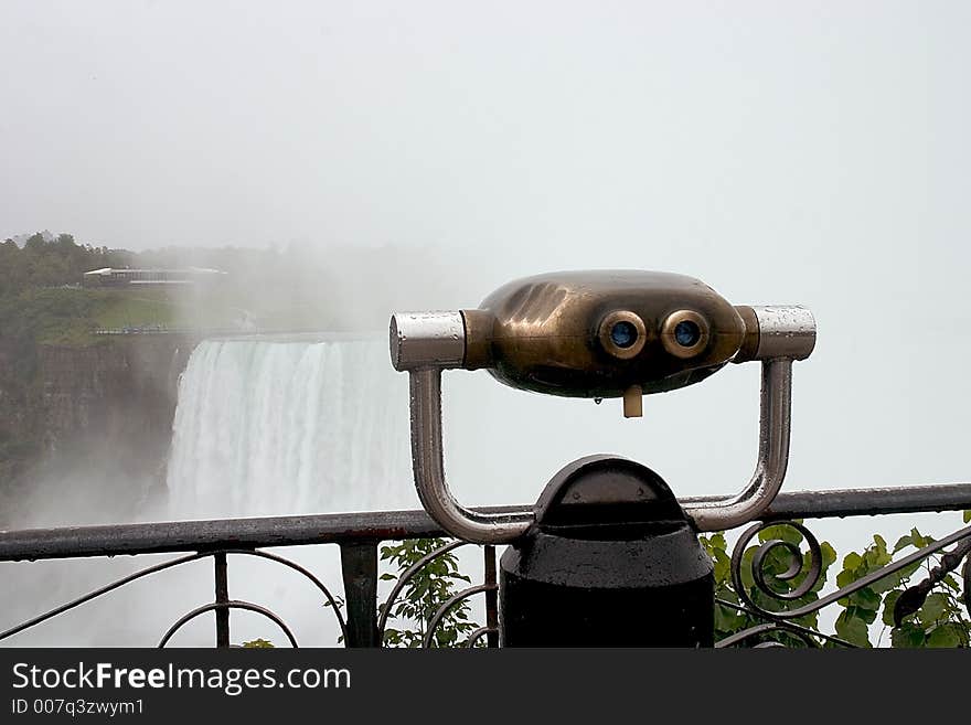 Observation viewer in the rain