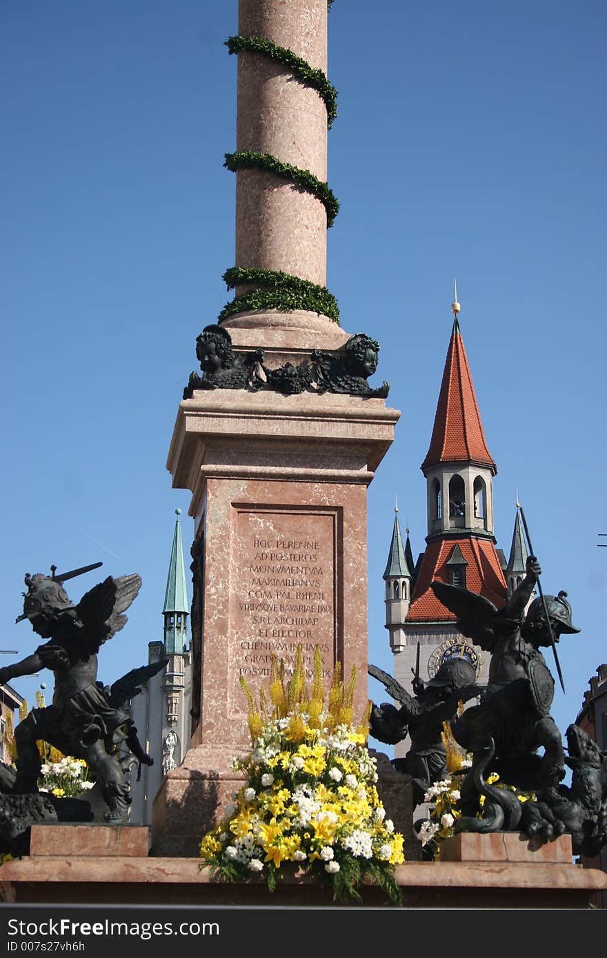 Monument on marienplatz in munich, germany