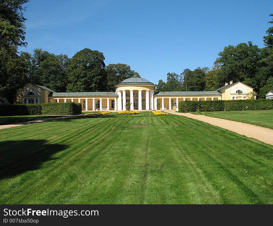 The Ferdinand's Spring Colonnade and a park