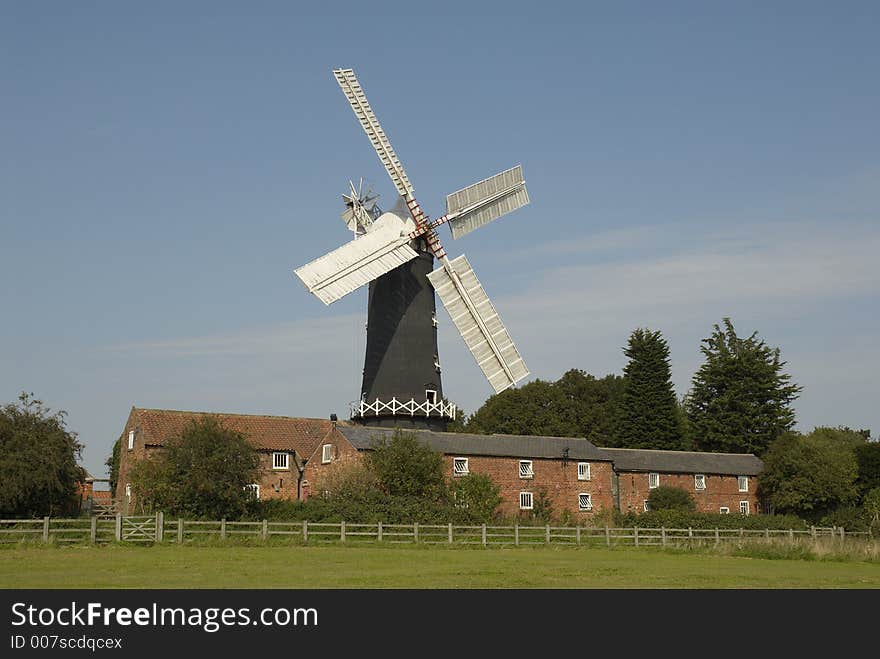 Skidby windmill and fields, East Yorkshire, UK. Skidby windmill and fields, East Yorkshire, UK.