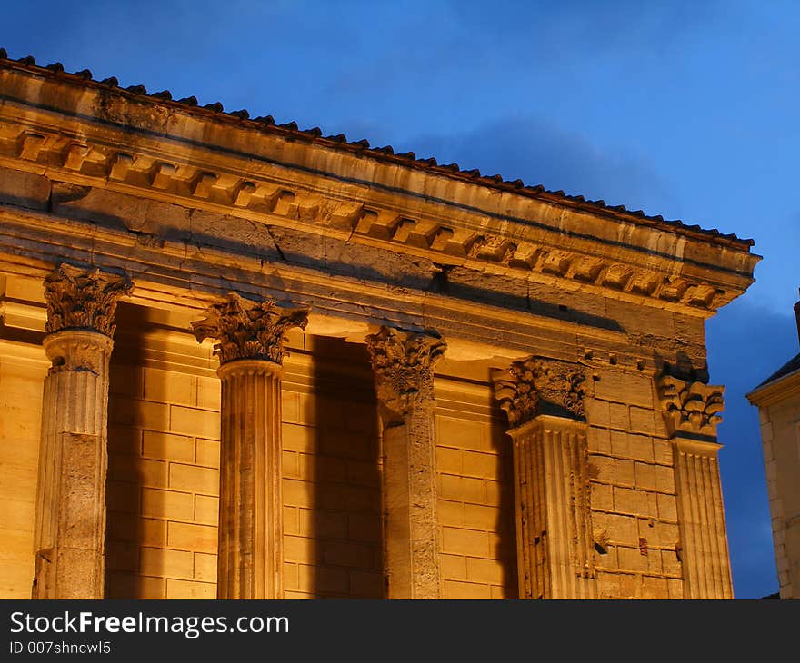 Roman temple , historical architecture style