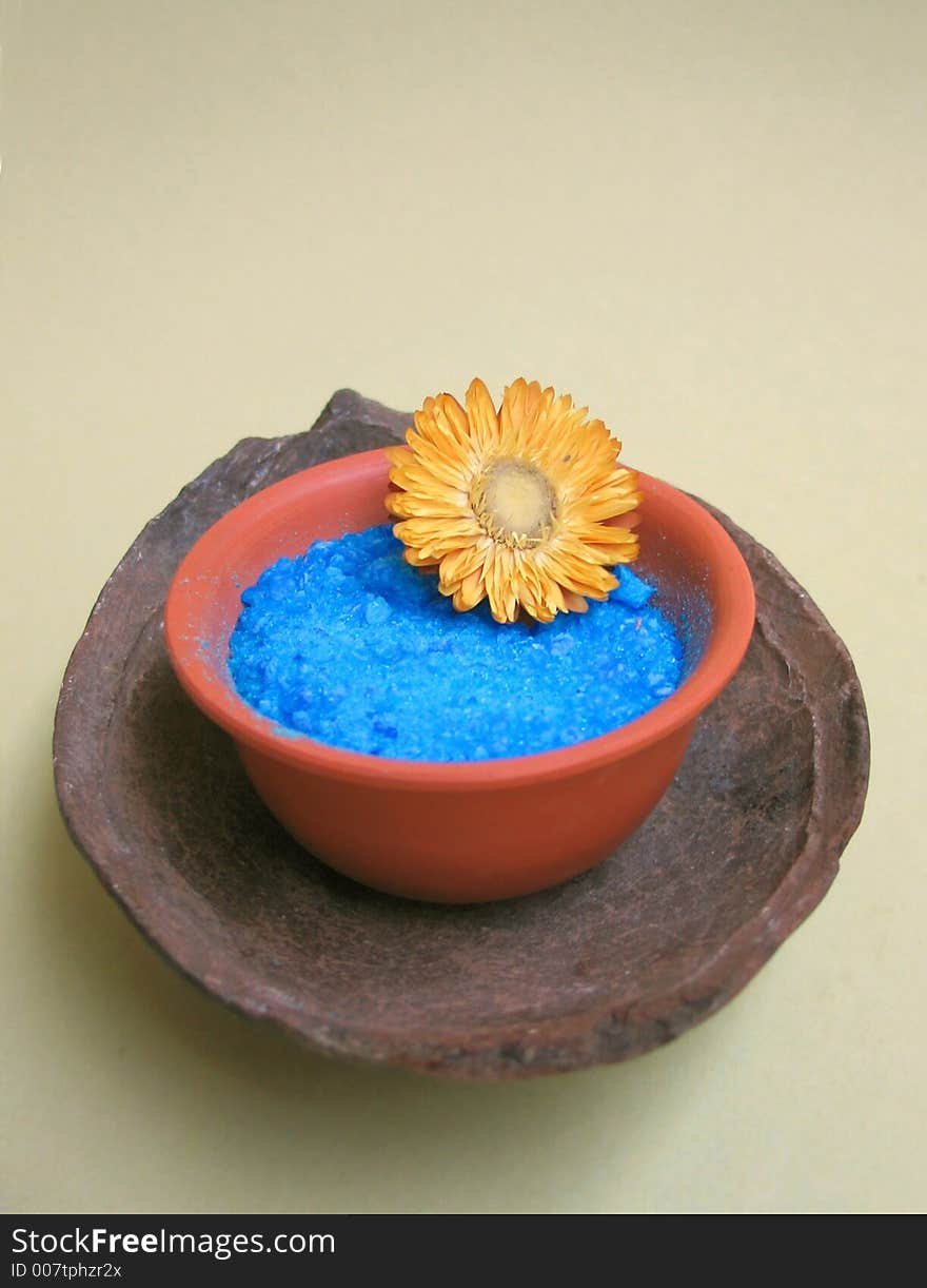 Marine salt flower spa