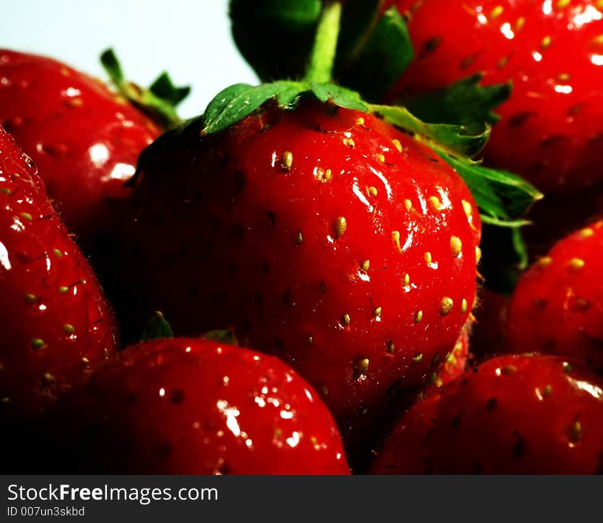 Strawberries with shallow DoF (close up)