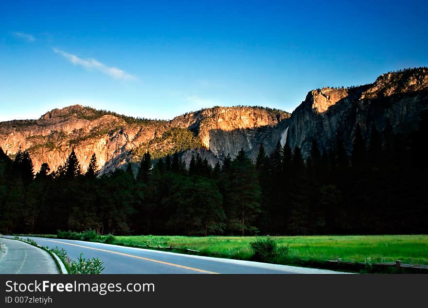 The Yosemite Valley in Yosemite National Park, California. The Yosemite Valley in Yosemite National Park, California