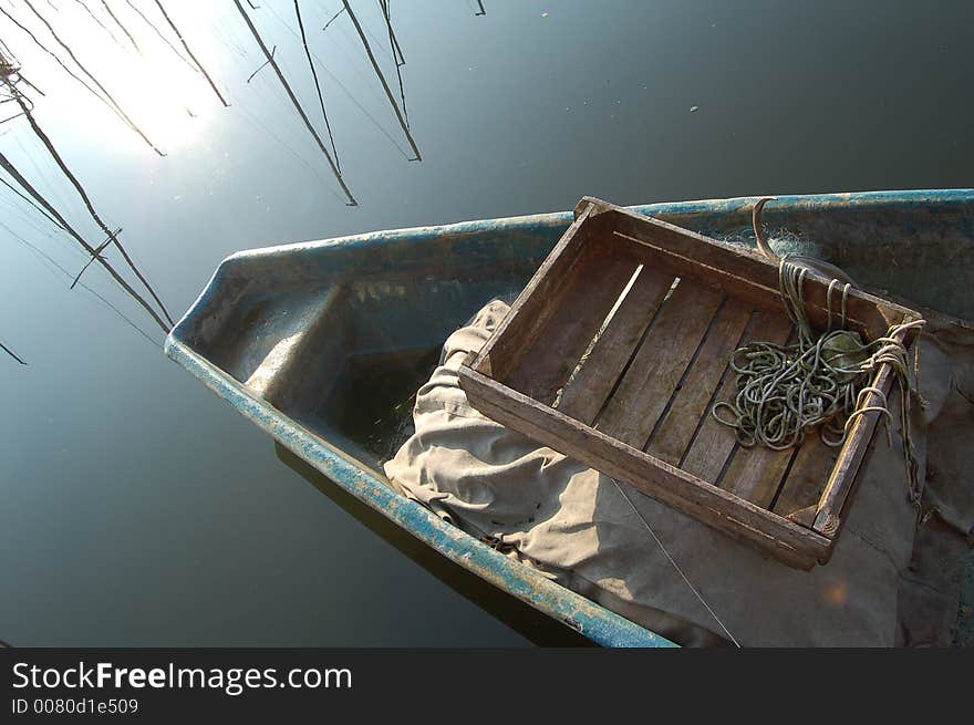 Solitary boat waiting for the fisherman