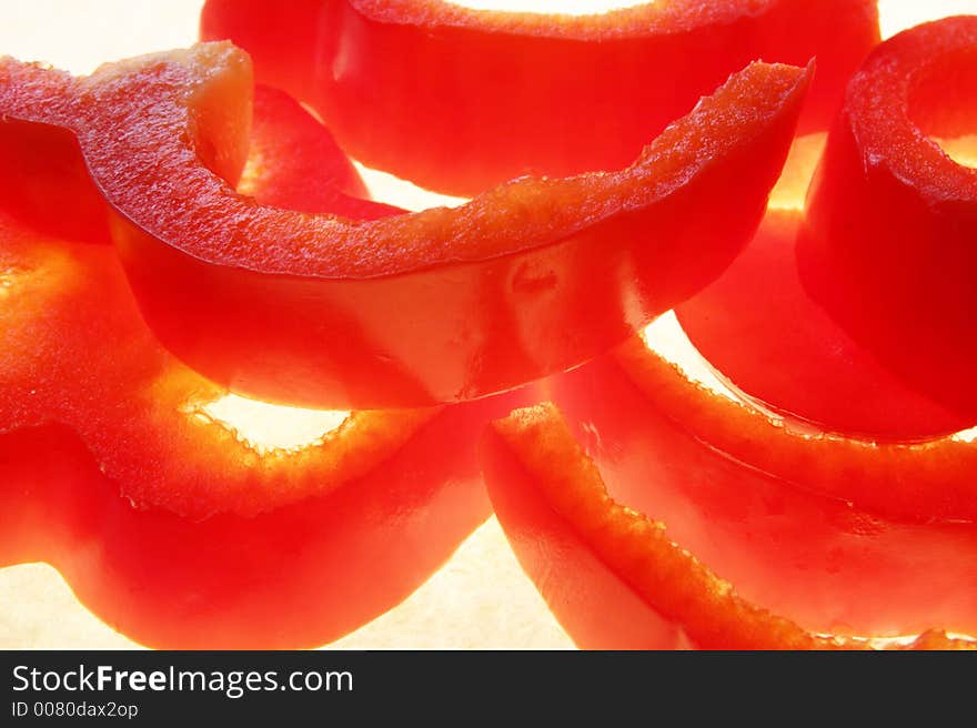 Red pepper slices