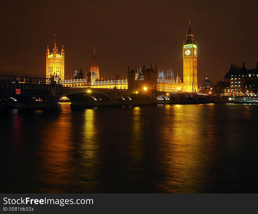 The UK Parliamentl Westminster Bridge and the River Thames, London at night. The UK Parliamentl Westminster Bridge and the River Thames, London at night