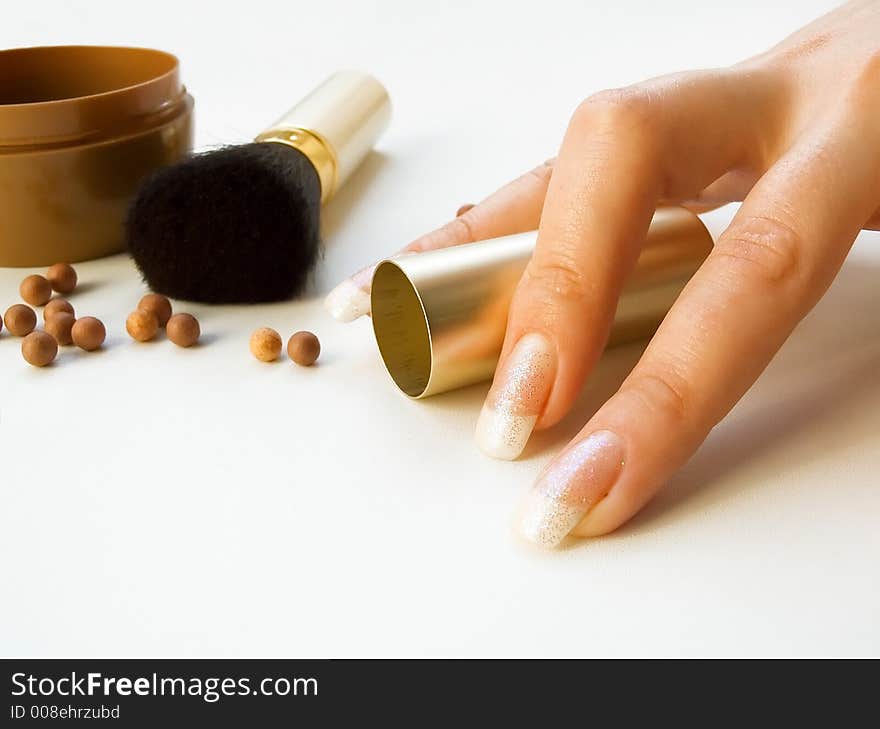 Make-up facilities, powder and hand