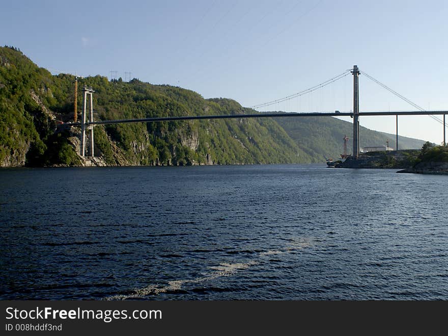 Picture of viaduct construction over fjord in Norway.