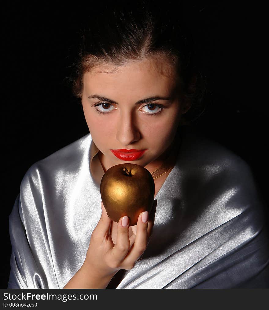 The girl with the golden apple. The girl with the golden apple