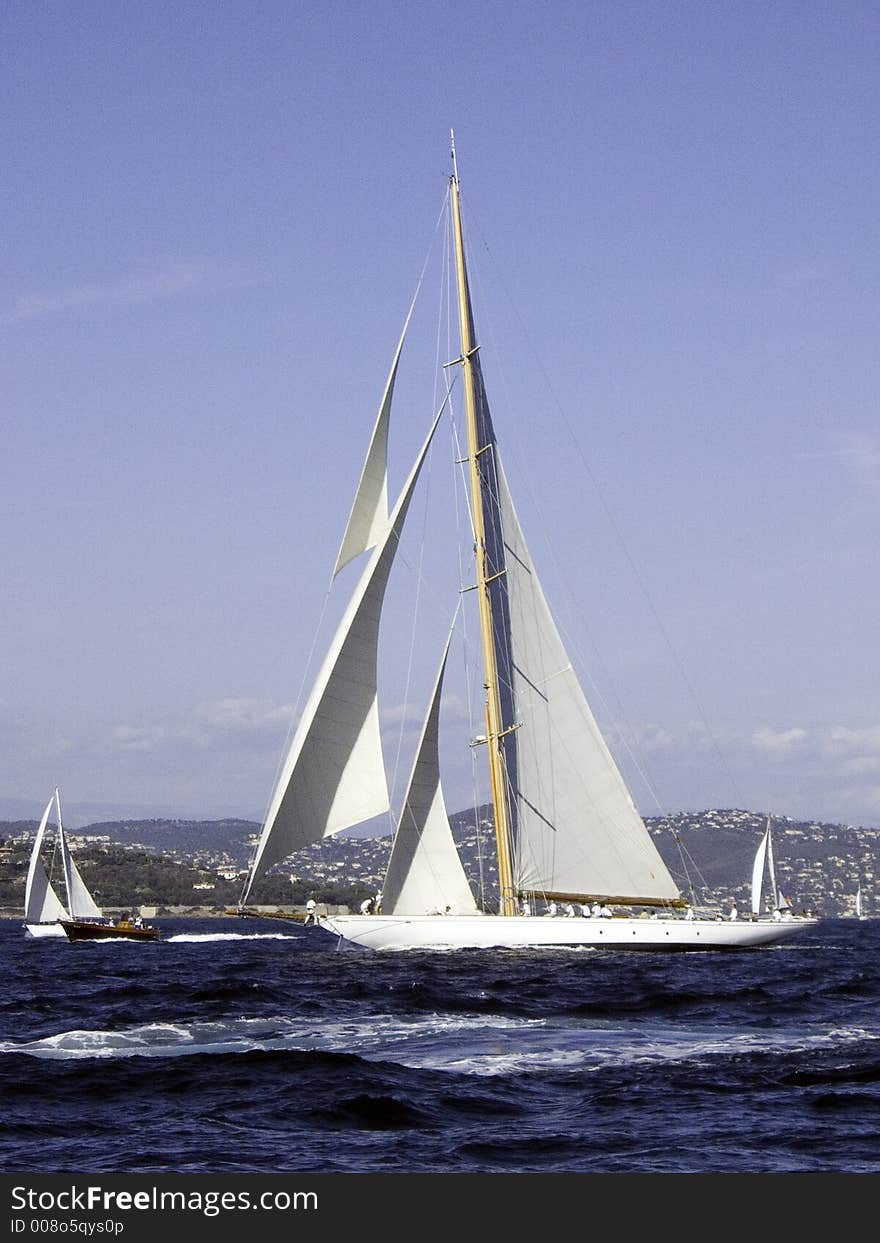 Classic sailing yacht Cambria a 37 m Marconi rigg of 1924 designed by William Fife beating everything else