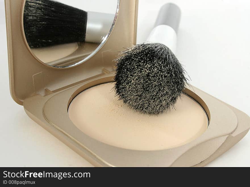 Powder Compact and Brush