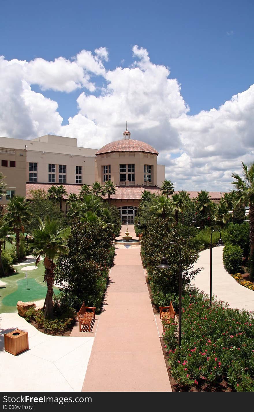 Five Star Hotel with Walkway