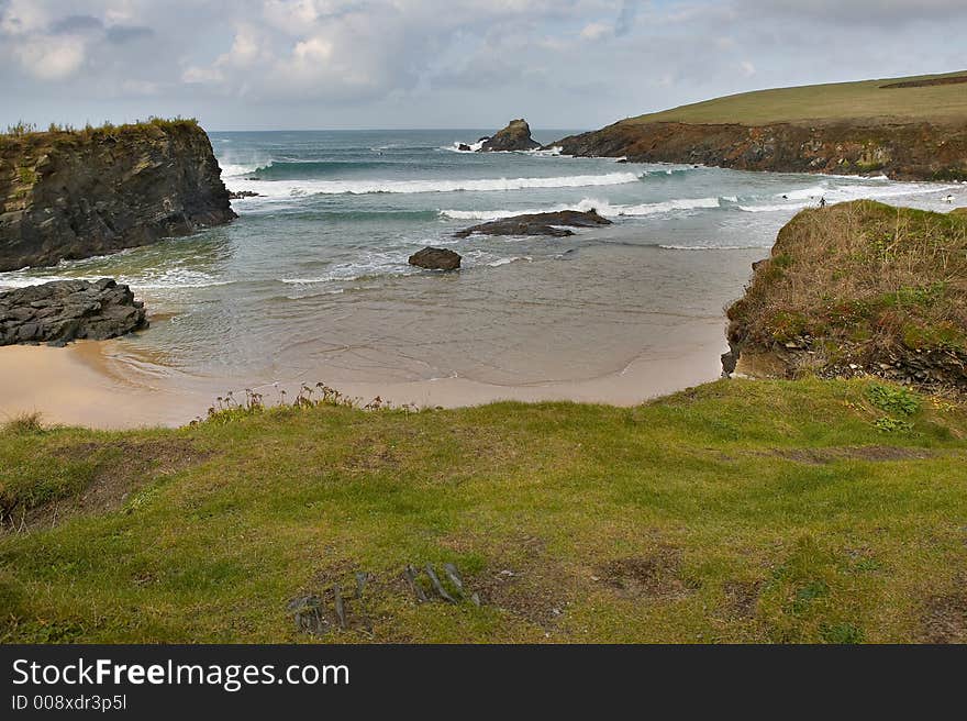 A popular beach with surfers on the north Cornwall coats although it has many protruding rocks. A popular beach with surfers on the north Cornwall coats although it has many protruding rocks.