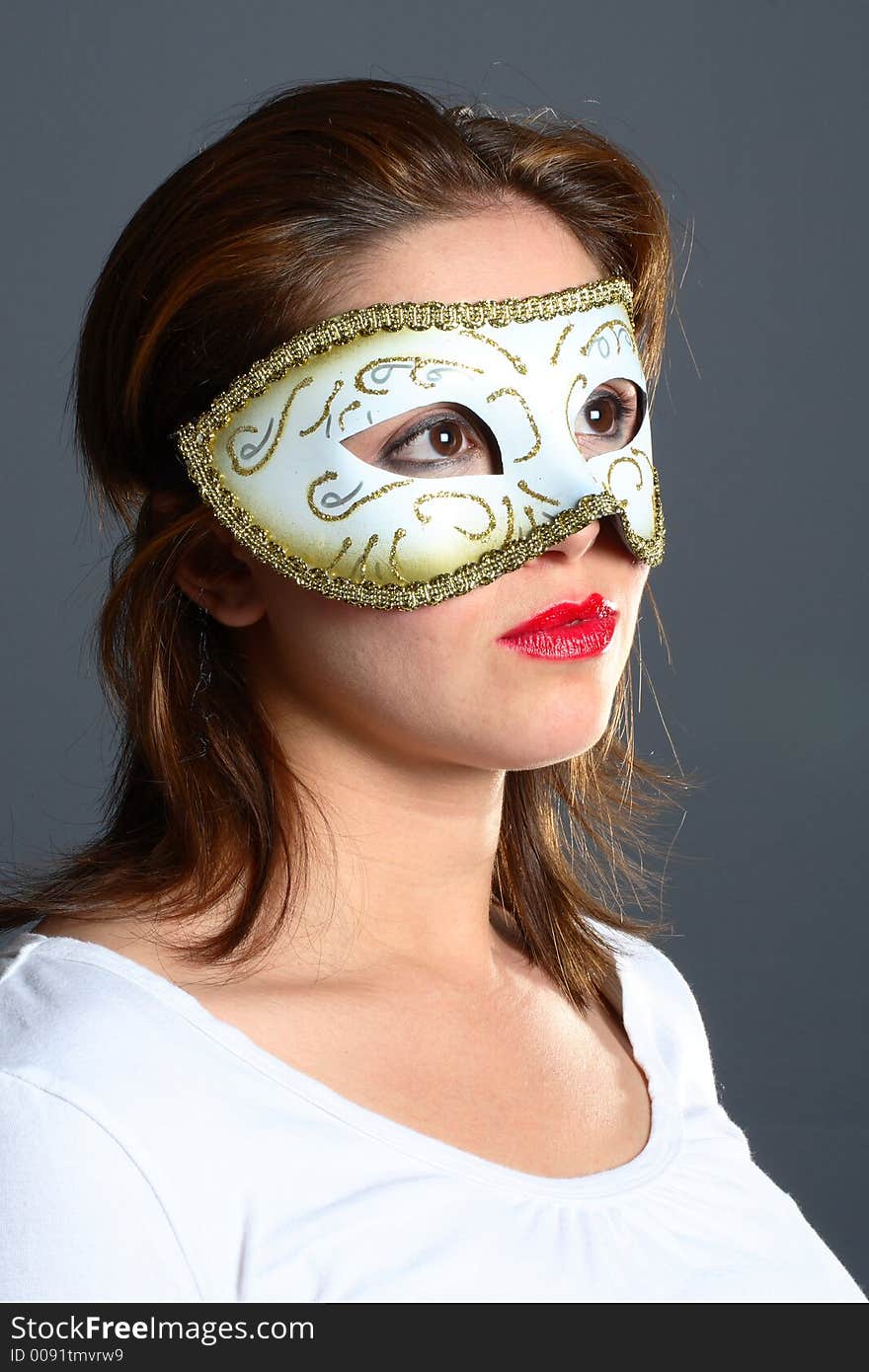 Brunette with mask