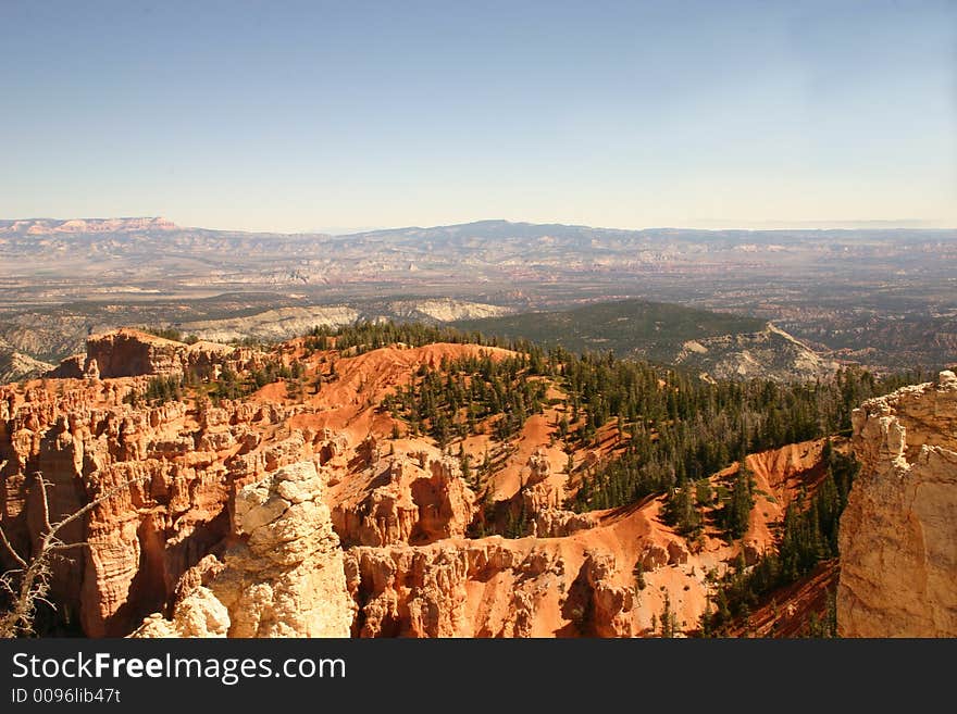 Bryce National Park, Utah. This bis looking north. Bryce National Park, Utah. This bis looking north.