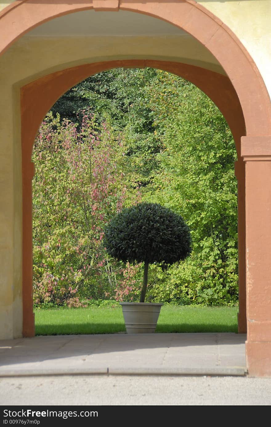 Colonnade Views