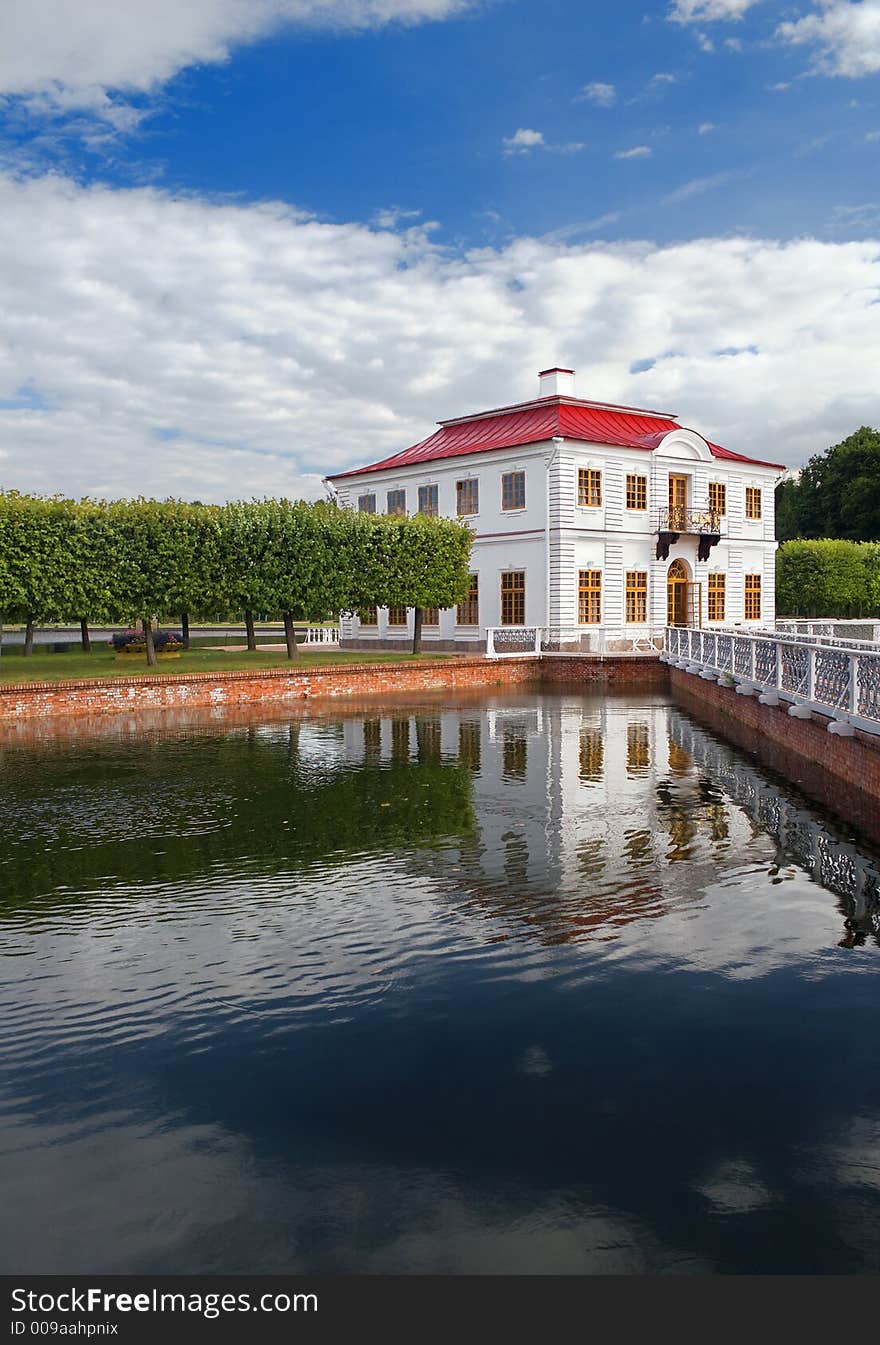 Marli palace in Peterhof-2