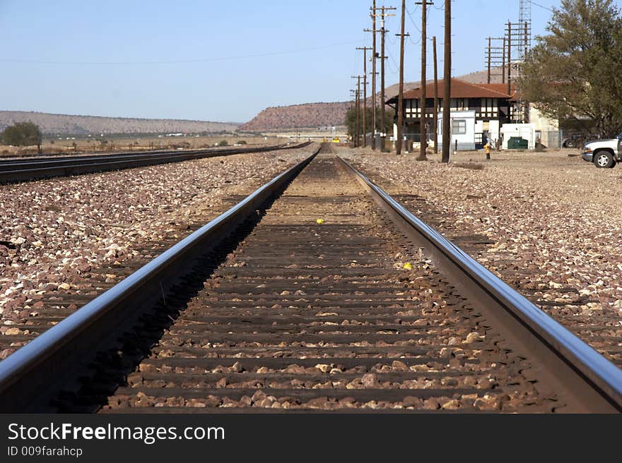 Endless rails in the desert - Utah, USA