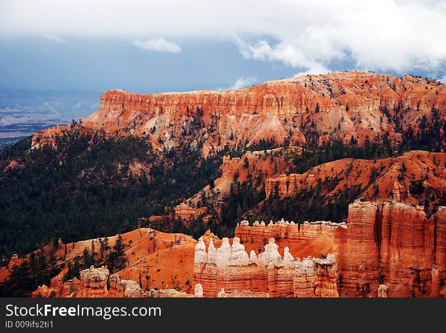 Amphitheater - Bryce Canyon