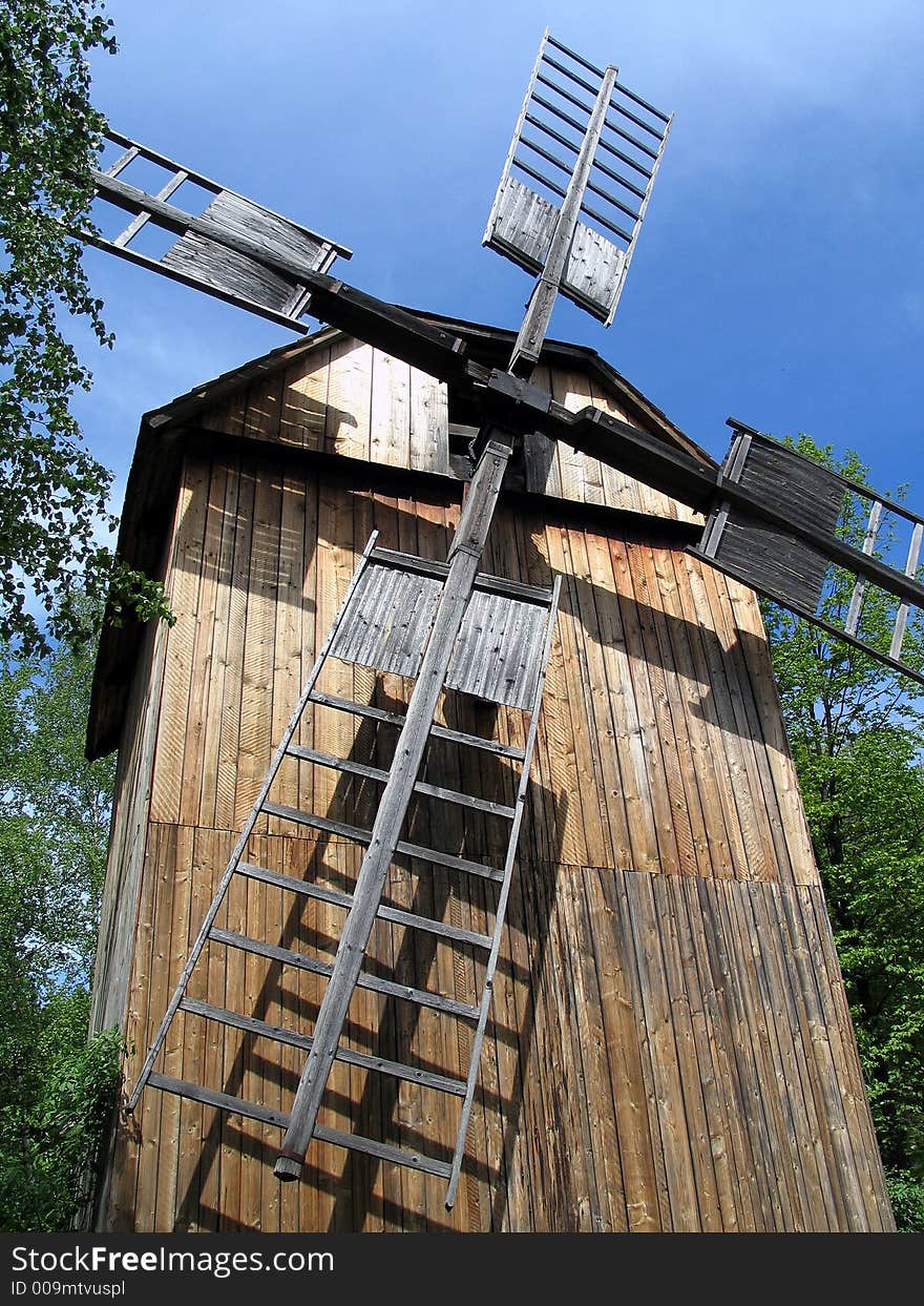 History, machine, rood,traditional, wind, windmill, wood,sky. History, machine, rood,traditional, wind, windmill, wood,sky