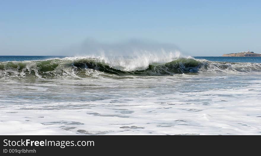 Beautiful Waves in Northen California. Beautiful Waves in Northen California