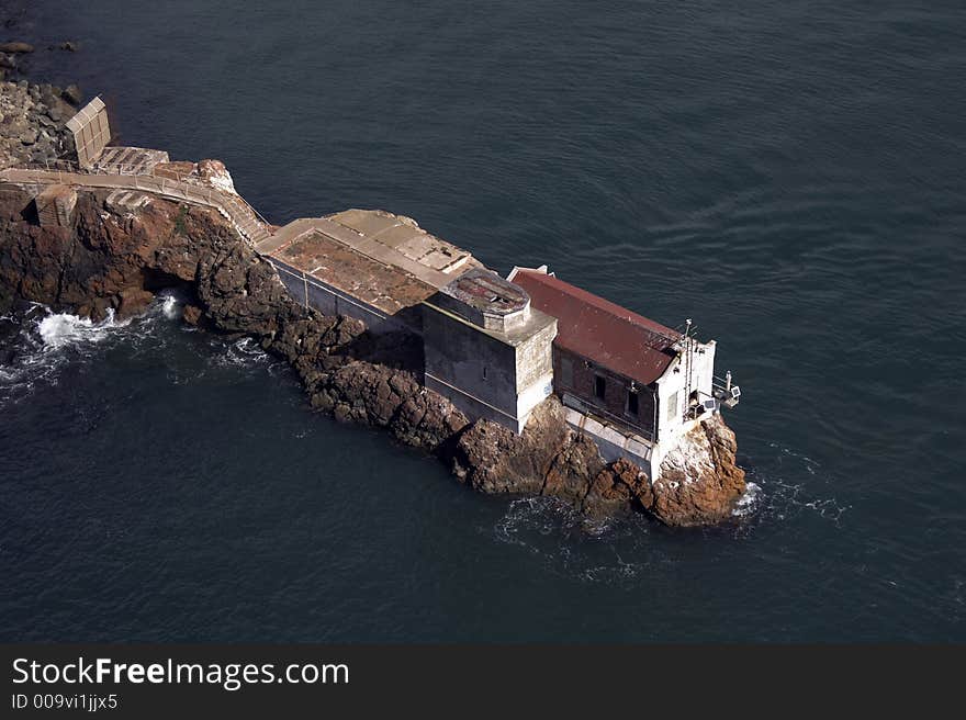 Custom house under Golden Gate Bridge