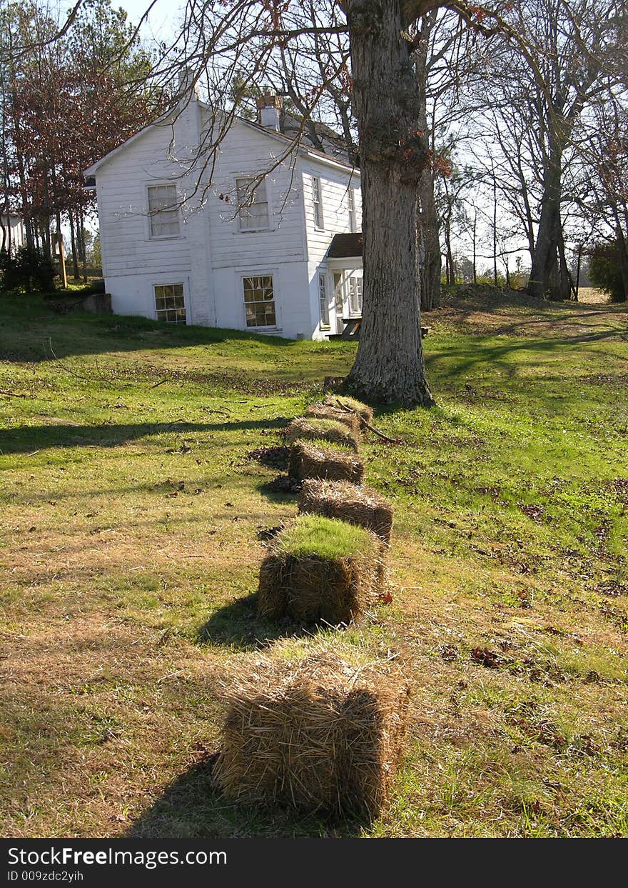 An old white house in rural North Carolina. An old white house in rural North Carolina