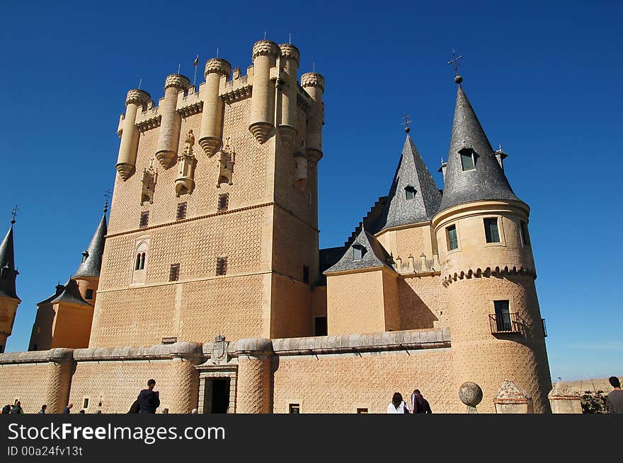 General sight of the Segovia Fortress from the Fortress Square. General sight of the Segovia Fortress from the Fortress Square