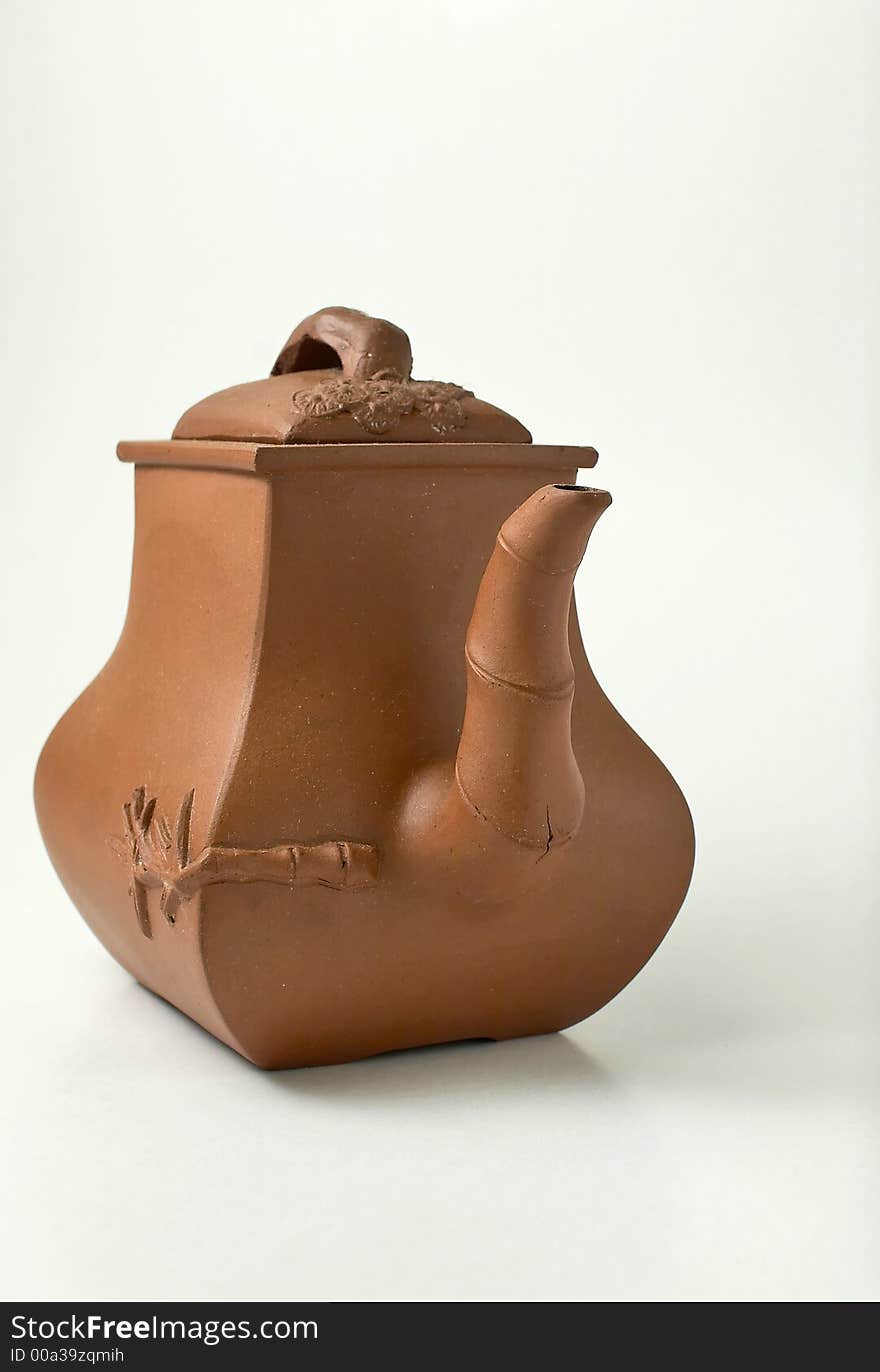 Ancient Chinese clay brewing teapot