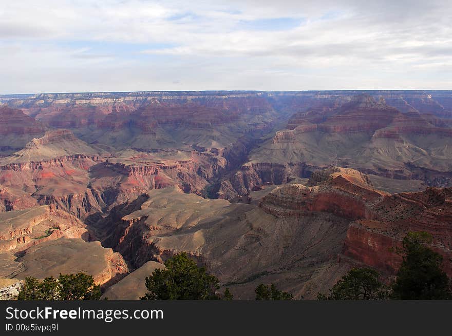 Landscape, Grand Canyon View, Camera Nikon D2X, Lens Nikon 17-55mm 2.8, 1/250s at f/8, Focal Length 17mm. Landscape, Grand Canyon View, Camera Nikon D2X, Lens Nikon 17-55mm 2.8, 1/250s at f/8, Focal Length 17mm.