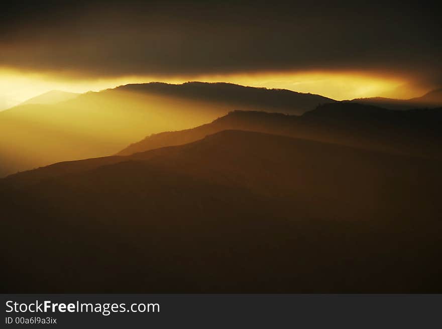 Peaceful pappy sunset in mountain. Peaceful pappy sunset in mountain