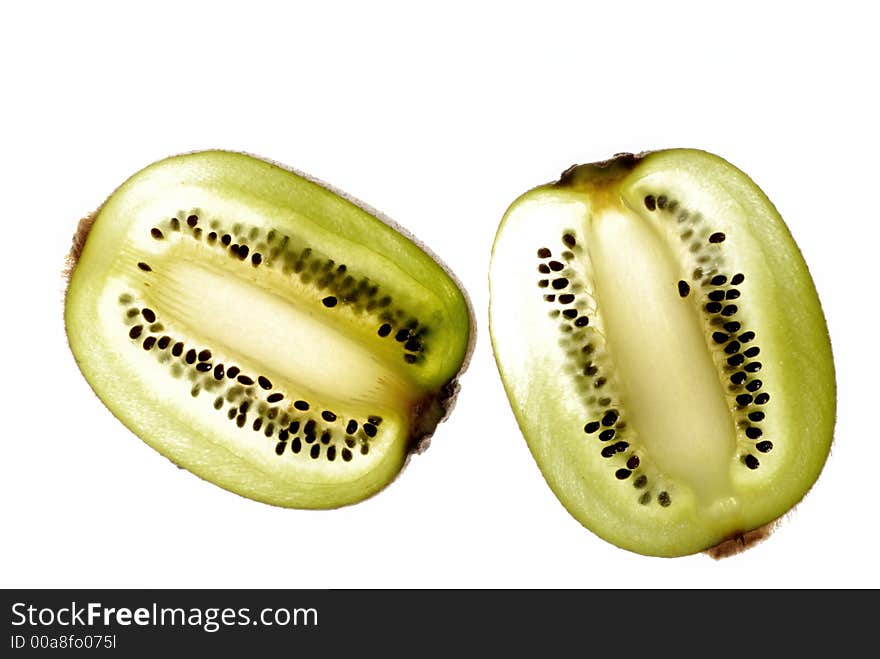 Picture of slice of kiwi fruit.