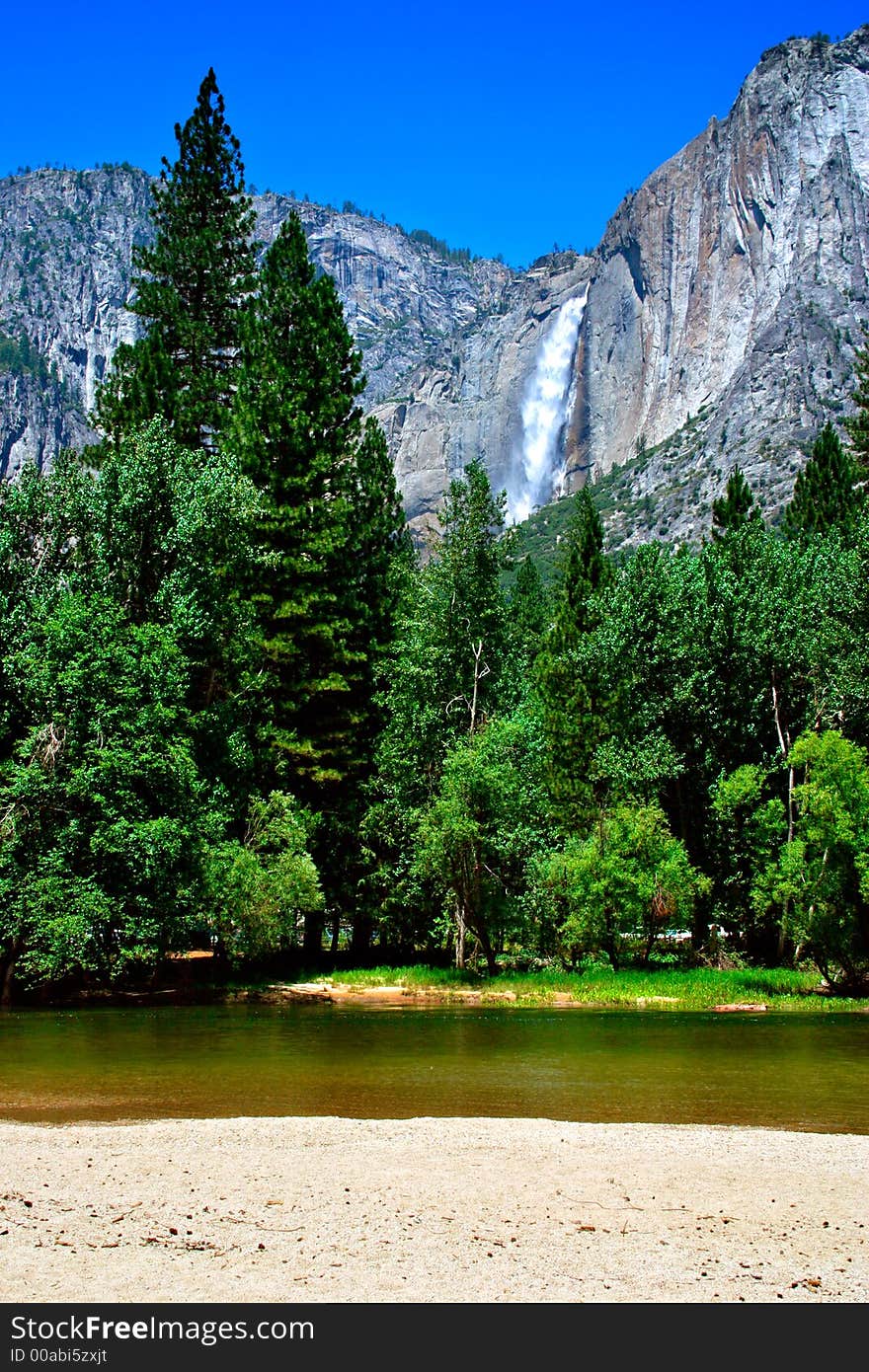 The Yosemite Valley in Yosemite National Park, California. The Yosemite Valley in Yosemite National Park, California