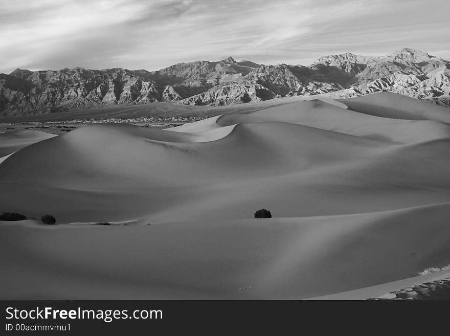 Stovepipe Sandunes of Death Valley, California. Stovepipe Sandunes of Death Valley, California