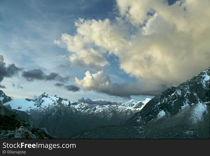 Clouds in the mountain