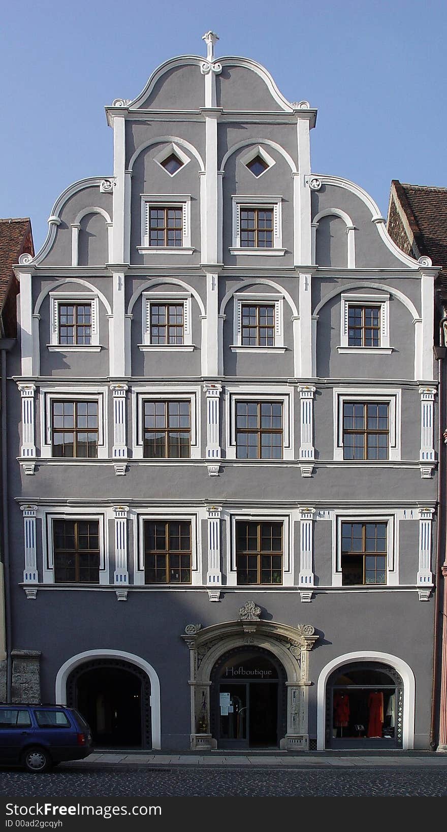 A handsomely renovated medieval patrician or burgher's house in the Saxon city of Bautzen. A handsomely renovated medieval patrician or burgher's house in the Saxon city of Bautzen.