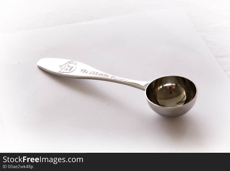 Tea Measures Spoon 1 cup of perfect tea on white