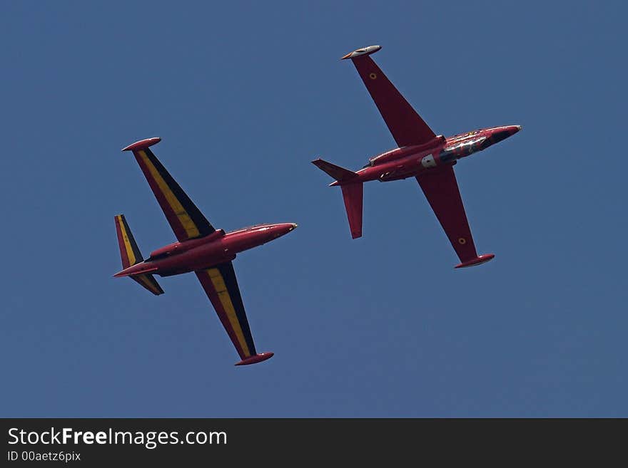 The Belgian Fouga Magister stunt team in action