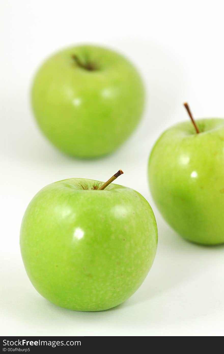 Fresh green apples. Shallow DOF.