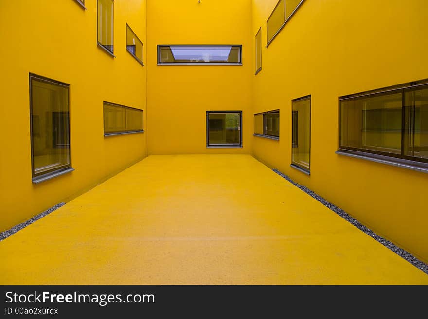 Animal hospital in Switzerland uses colored rooms between operating rooms to sooth animals in surgery. Animal hospital in Switzerland uses colored rooms between operating rooms to sooth animals in surgery.