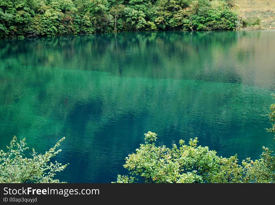 Jiuzhaigou Scene 37