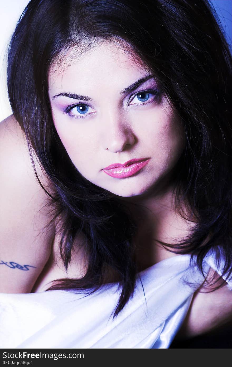 Image of lovely brunette with blue eyes