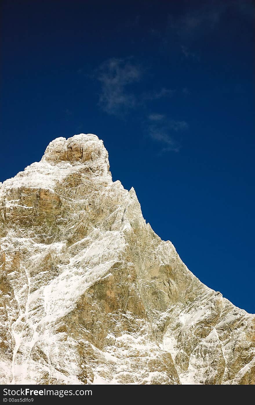 The winter south face of the Matterhorn, west Alps, Italy.