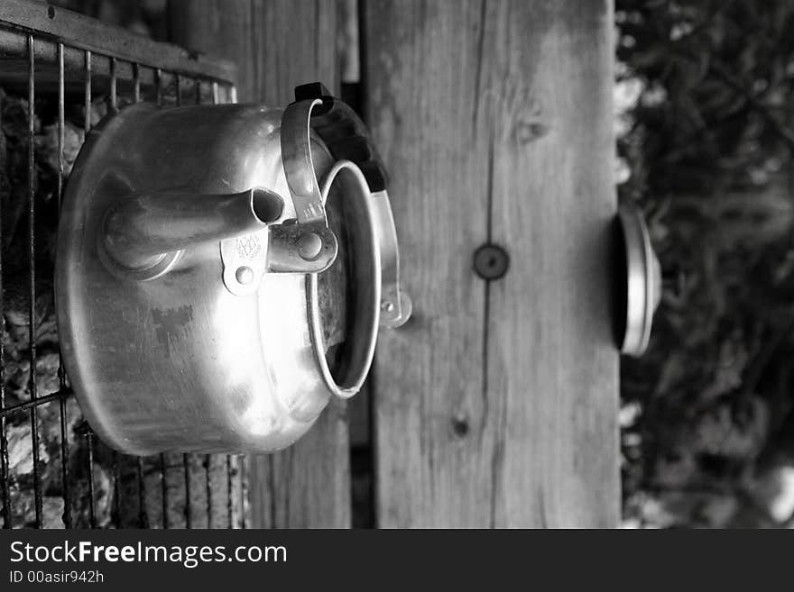 Outdoor Kettle With Tea Bags